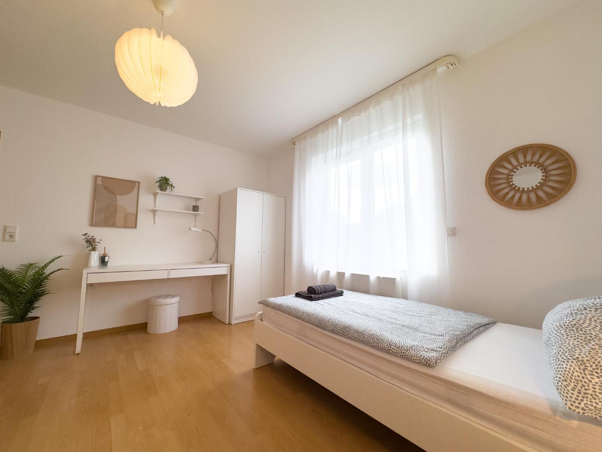 110Qm - 4 Zimmer - Privat Parkplatz - Zentral - Balkon - Mallibase Apartments Kassel Exterior foto